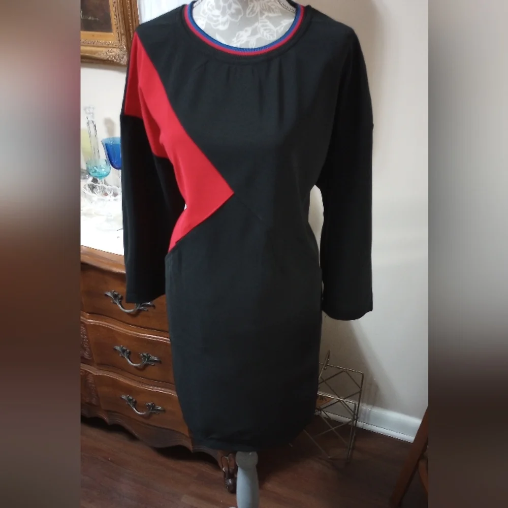 Color Block Dress - Picture 1 of 5
